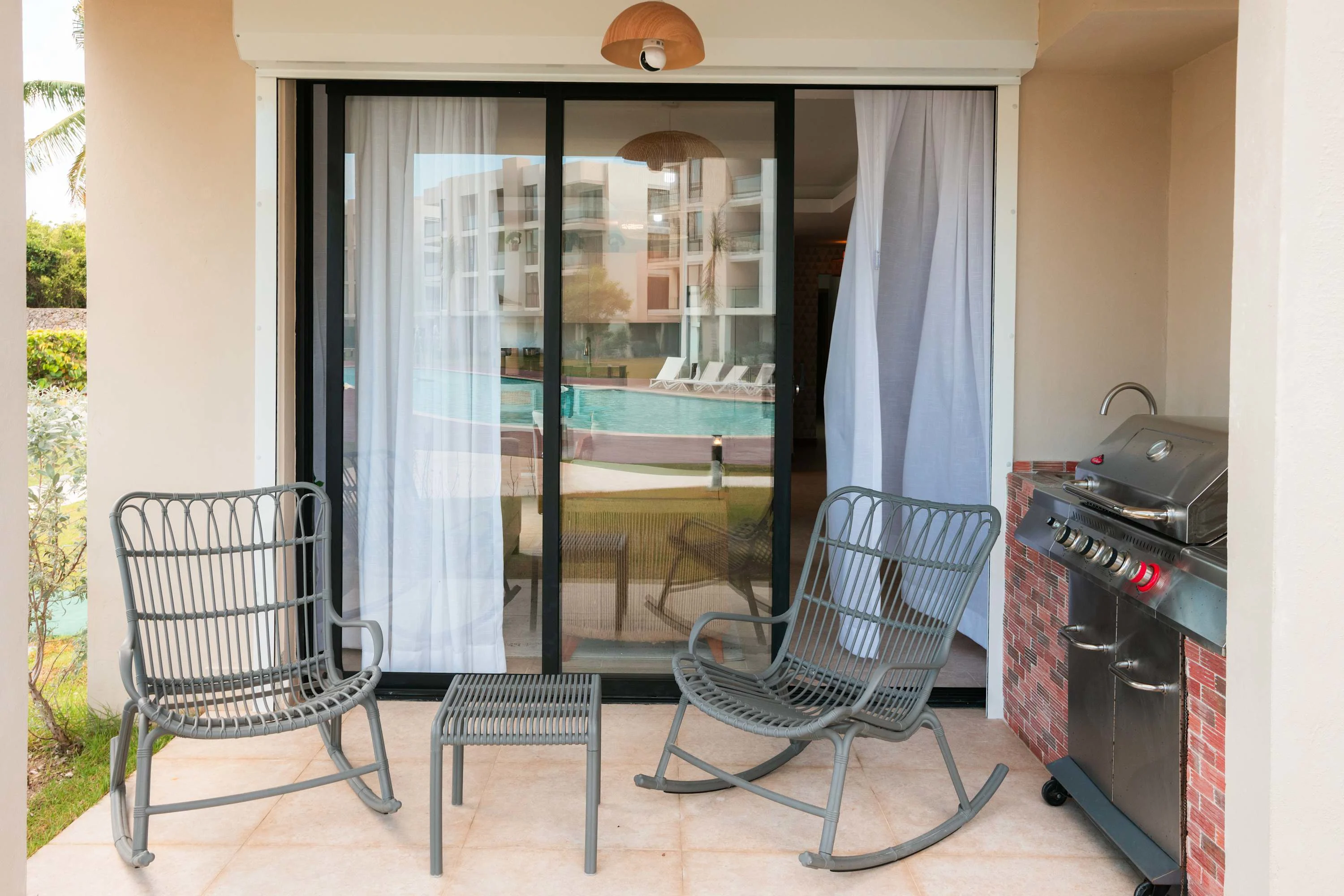 NOK Stylish 2BR Retreat at Residences Vistacana — photo 21