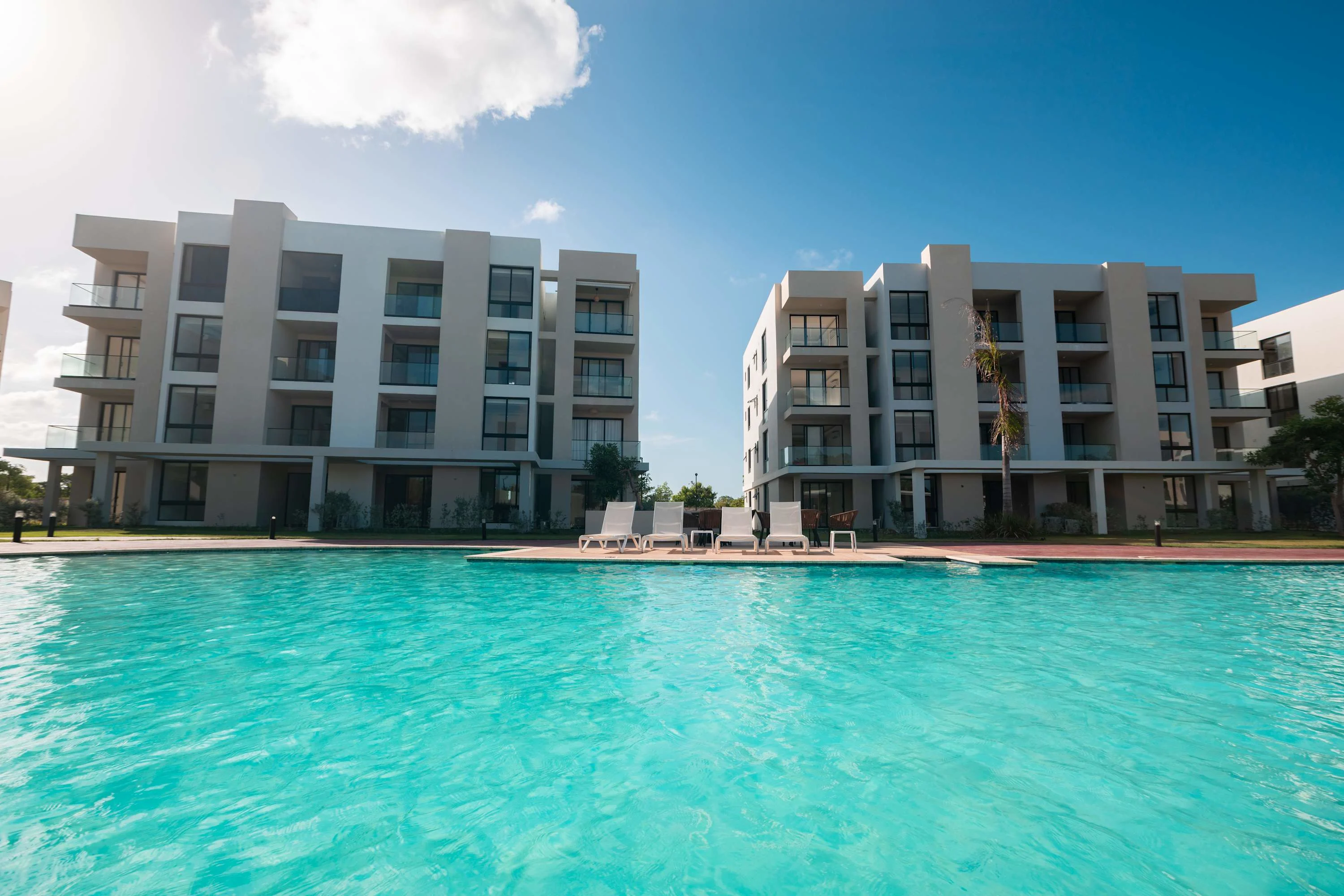 NOK Stylish 2BR Retreat at Residences Vistacana — photo 14