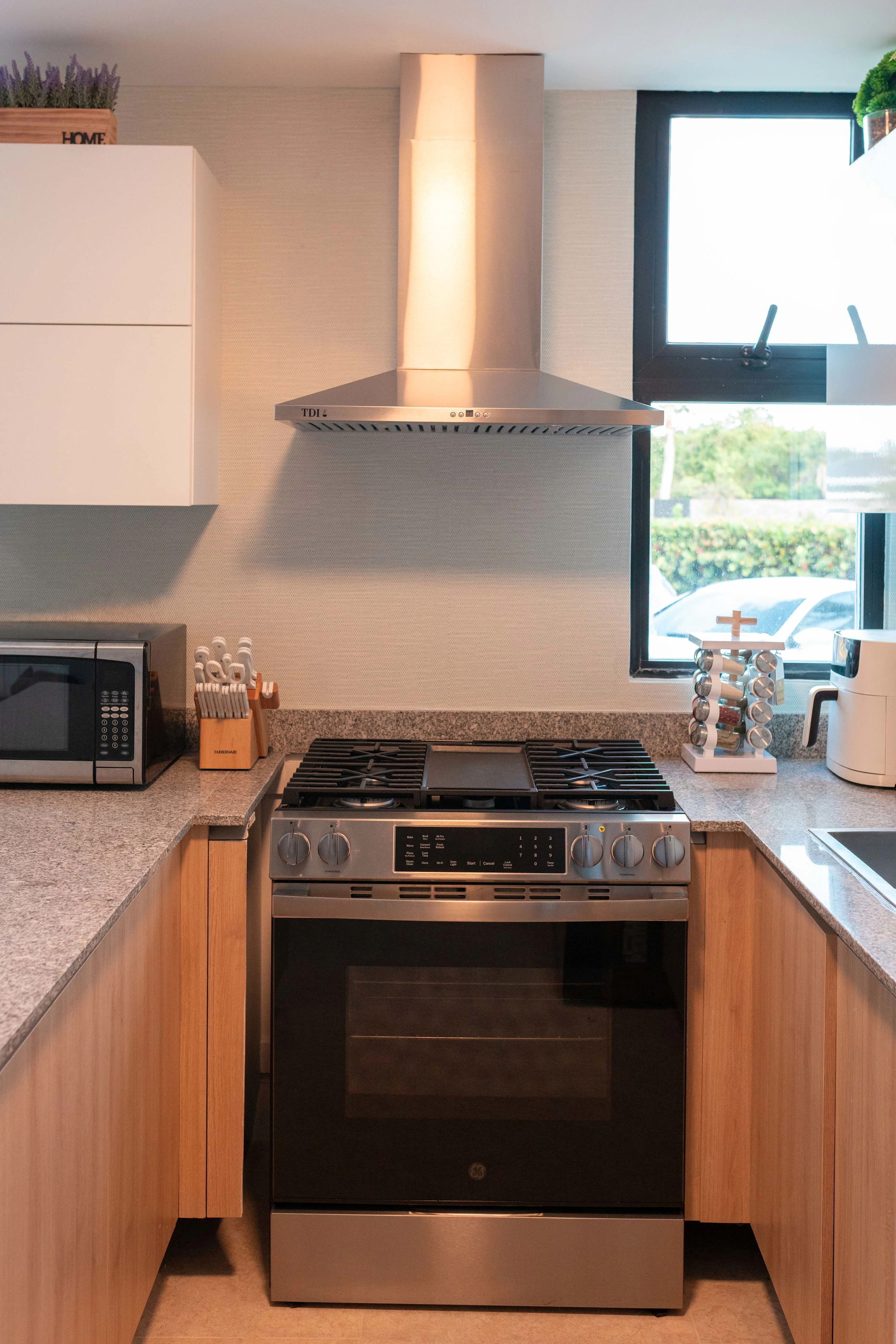 NOK Stylish 2BR Retreat at Residences Vistacana — photo 30
