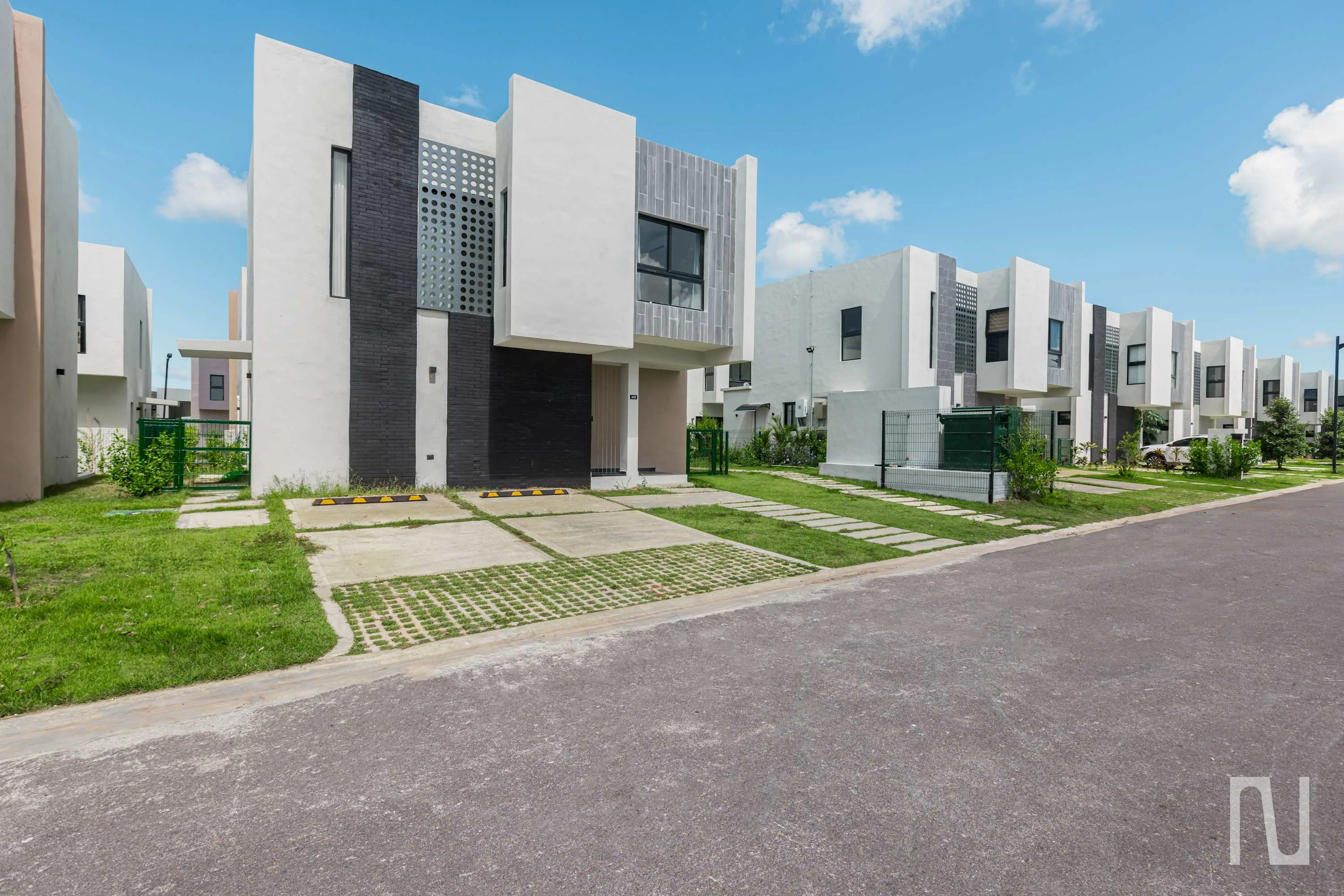 NOK Spacious 3BR Villa in Panorama Park — photo 19