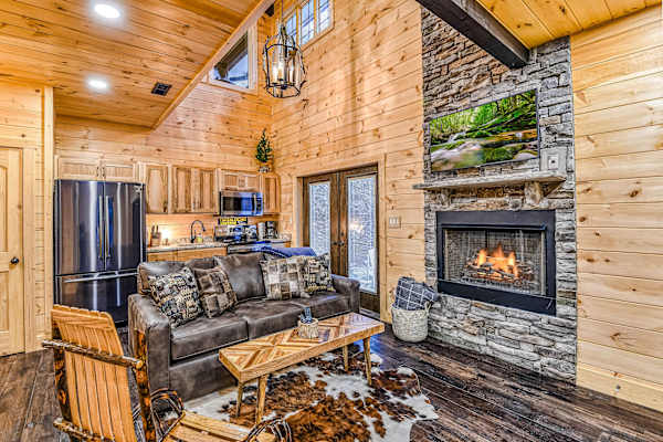 The Alpine Creekside Chalet Near Downtown photo 3