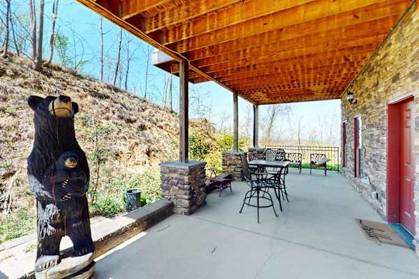 The Hilltop Chalet photo 5