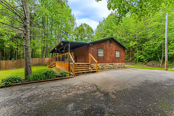 Huskey Hide Away photo 2