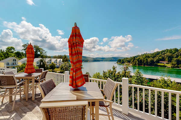 Lake Casa photo 2
