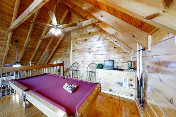Sherwood Forest Resort – Chalet of Dreams photo 5
