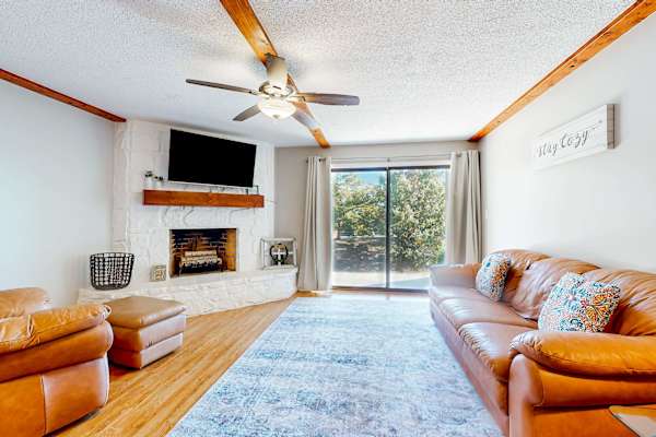 Alpine Abode photo 2
