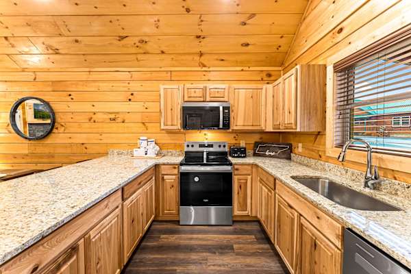 Aspen, Laurel & Pine photo 4