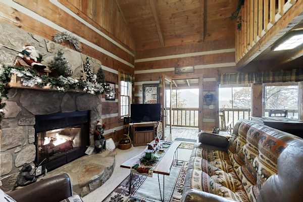 Misty View Cabin photo 3