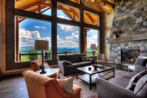Blackstone Lodge photo 2
