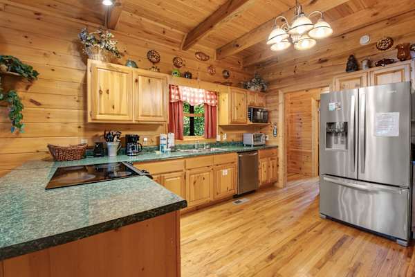 Ridge Bear Cabin photo 2