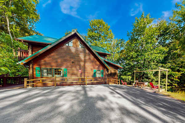 Ridge Bear Cabin photo 5