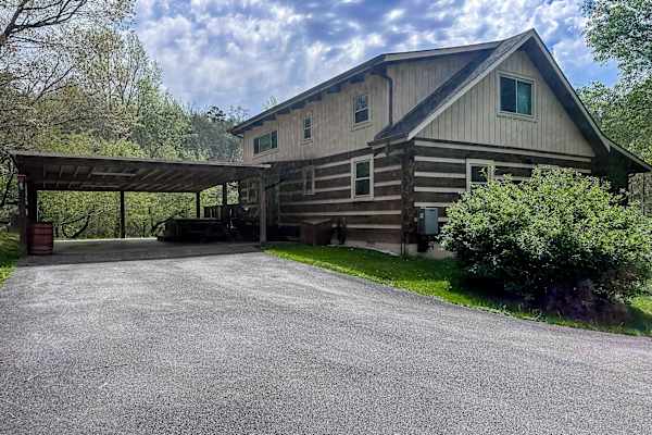 Star Log Inn photo 4