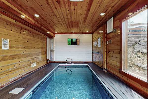 Top of the World Pool Lodge photo 4