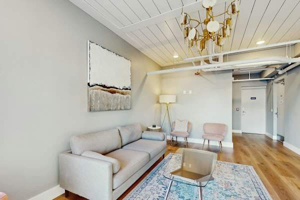 West End Living, Unit #305 photo 4