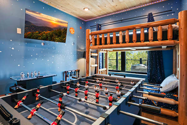 1330 Reedmont Way photo 5