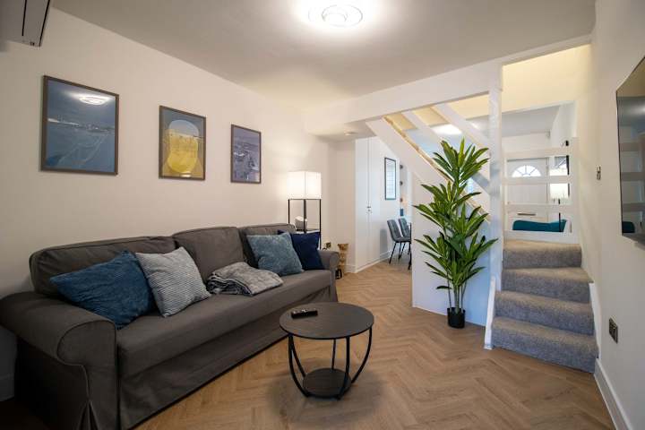 2-Bed near Folkestone Harbour