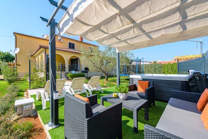 Apartment Josipa with Whirpool in Porec property photo 2