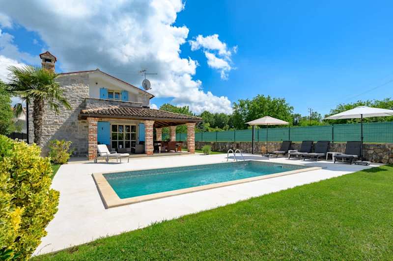 My Villa Ida with pool in Višnjan, Istria property photo 1