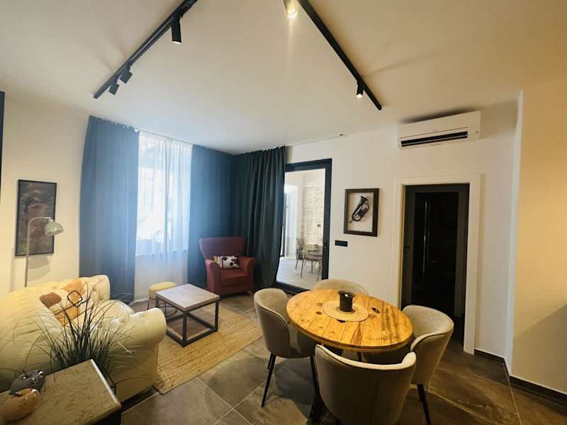 Apartment Urban Living property photo 2