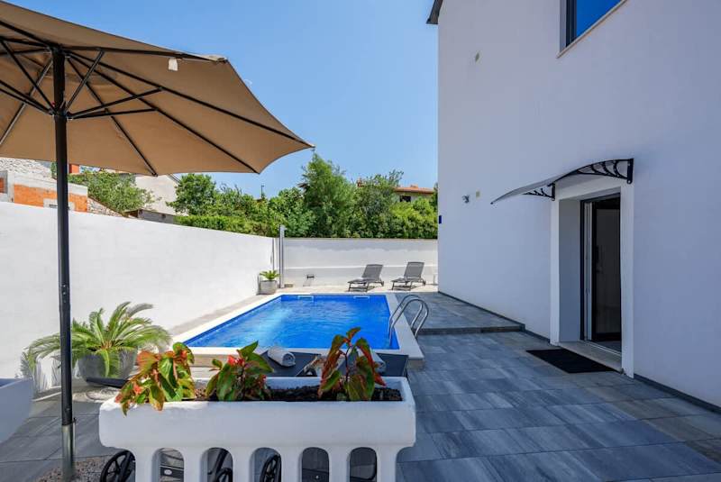 Apartment Vedran with heated pool, in Porec property photo 3