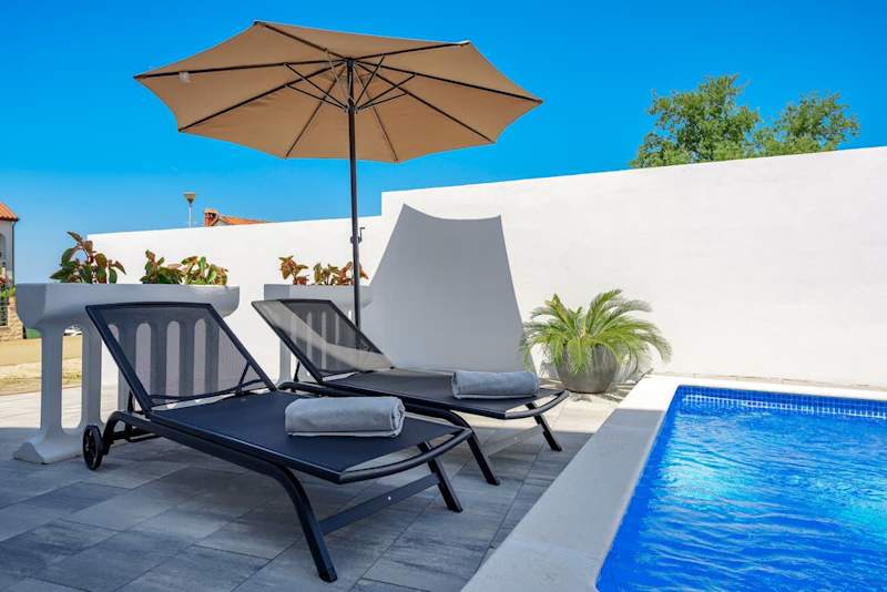 Apartment Vedran with heated pool, in Porec property photo 1