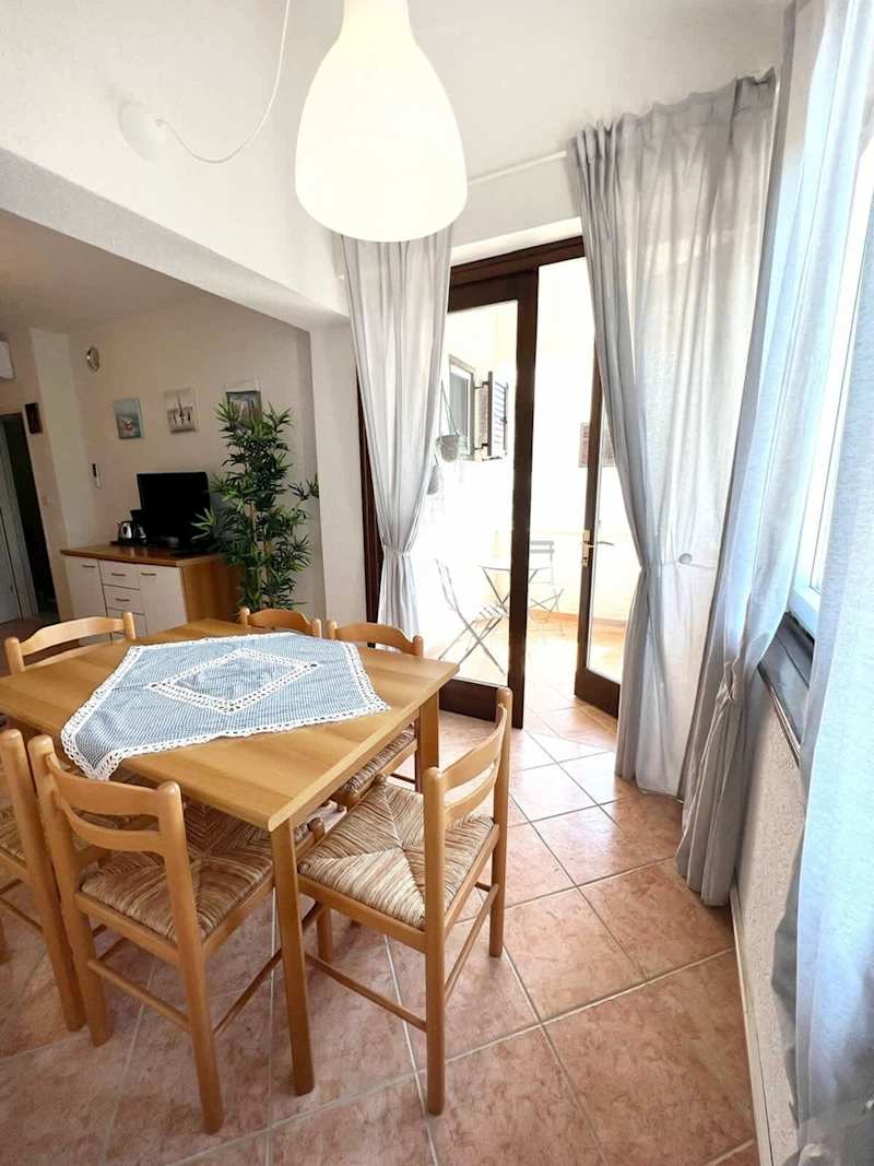 Apartment Rosa property photo 2