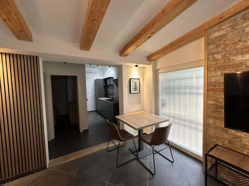 Apartment Urban Black property photo 2