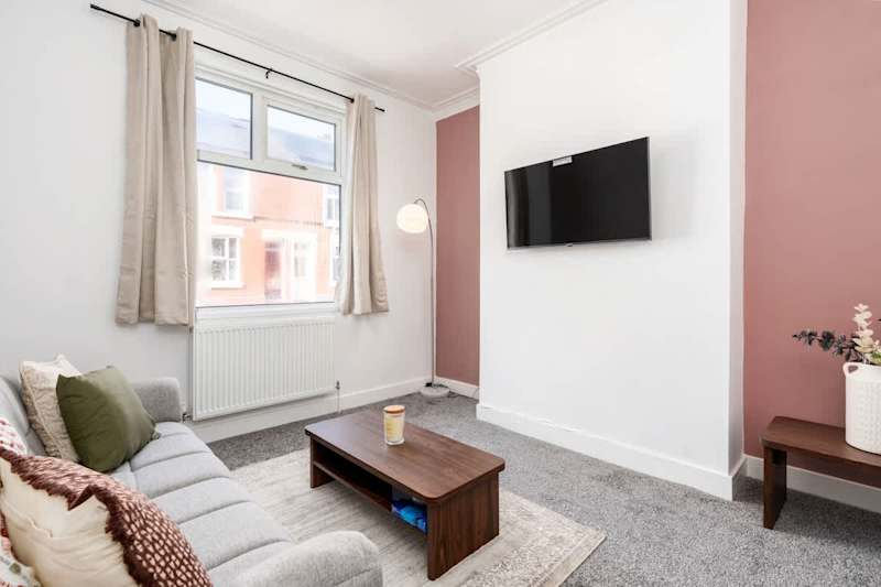 Stylish 3 Bed Family Home