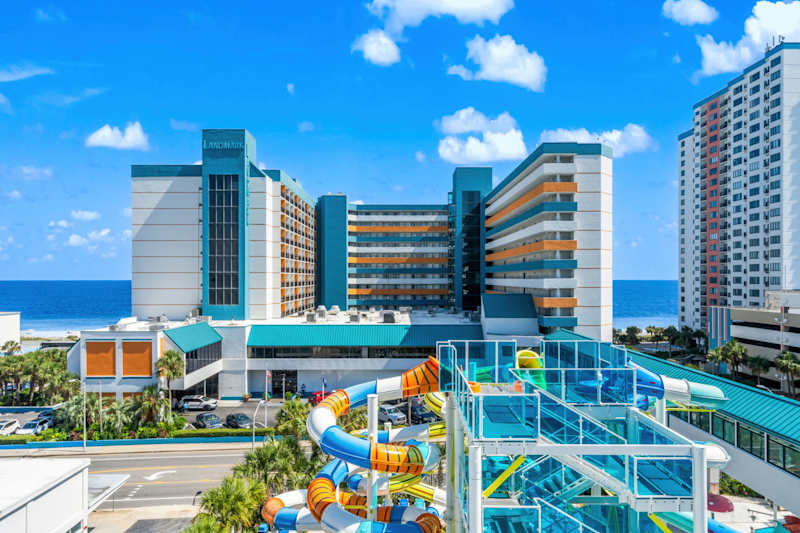 Landmark Resort Ocean View, Beach, Pools, Villa