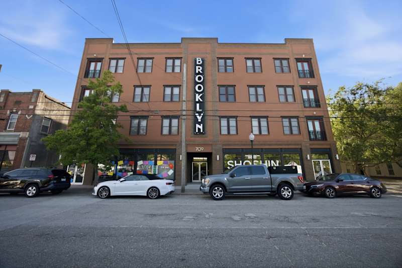 Brooklyn Arts Condo | Walk to Live Oak & Dining, photo 3