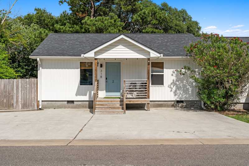 Twin Tides Beach House  Carolina Beach - Unit 2, photo 2