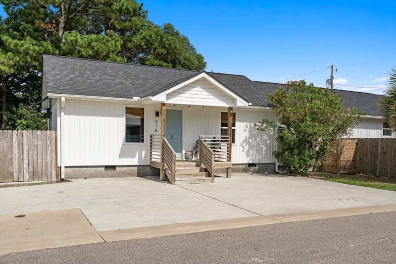 Twin Tides Beach House  Carolina Beach - Unit 2, photo 4