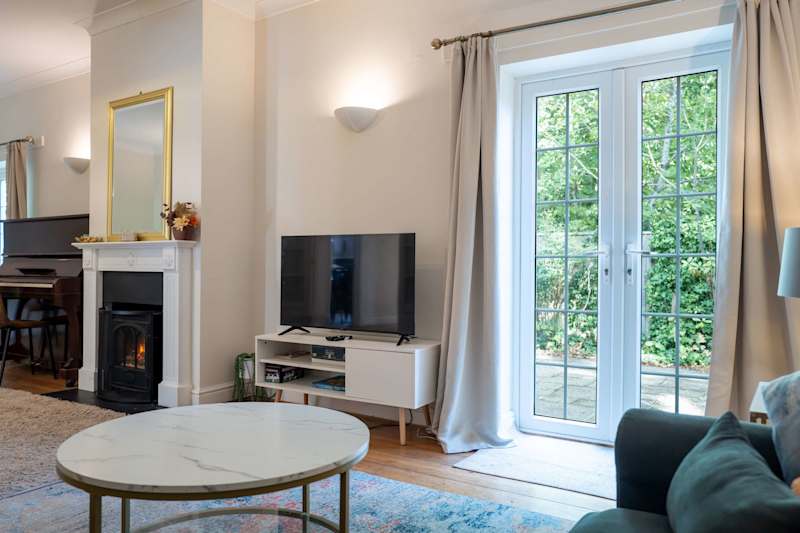 Central TunbridgeWells · Stylish & Spacious for 10