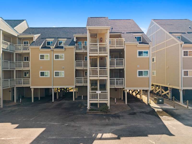Oceanfront Condo | Oak Island Beach Villas + Pool, photo 4