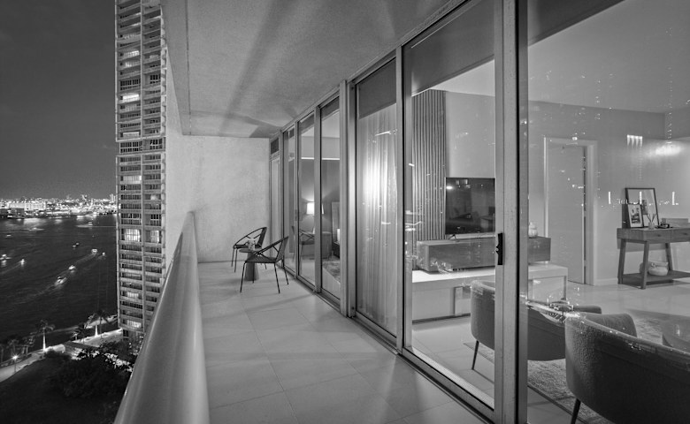 Icon Brickell W Hotel Suite — Miami STR Investment Property