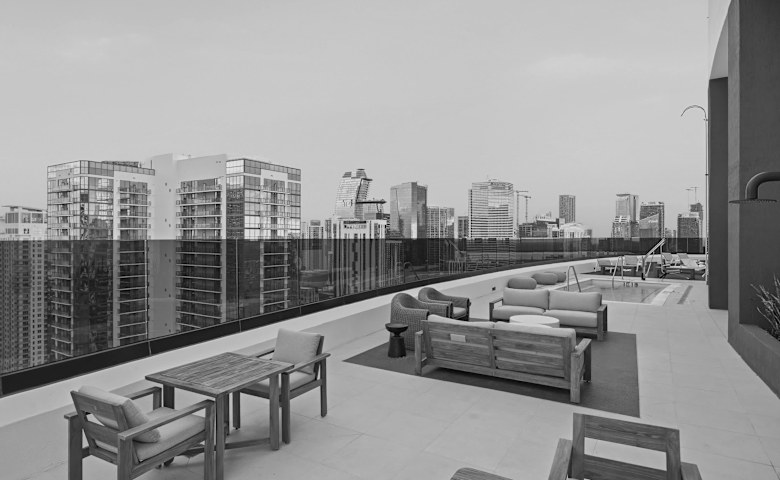 Upscale Downtown Condo — Miami STR Investment Property