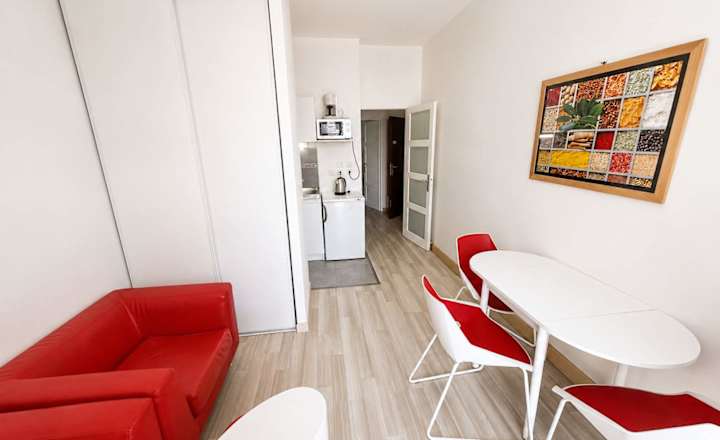 Lyon 6 - 2 pieces Part Dieu  Rue cuvier  apt 53