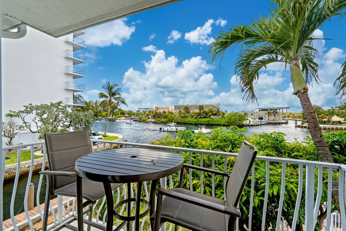 Pompano Condo, Pompano Beach, Florida