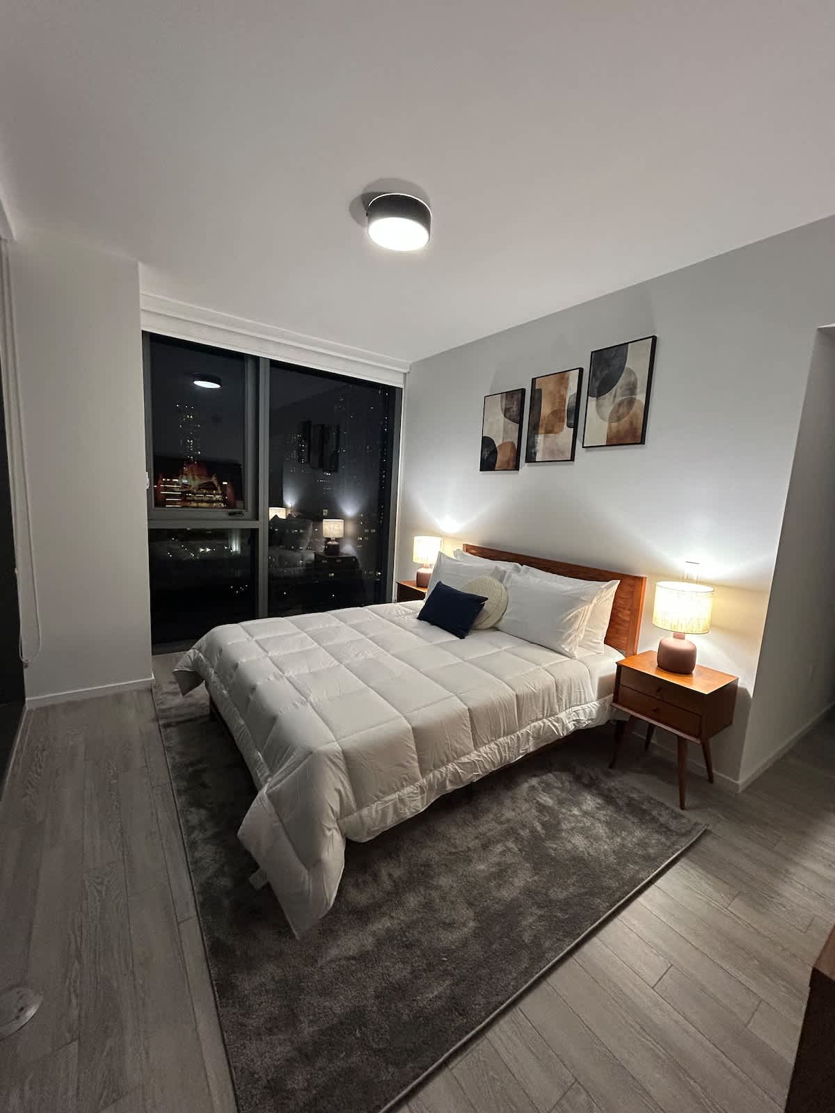Brickell Place II | Downtown Miami | Skyline High-Rise Retreat