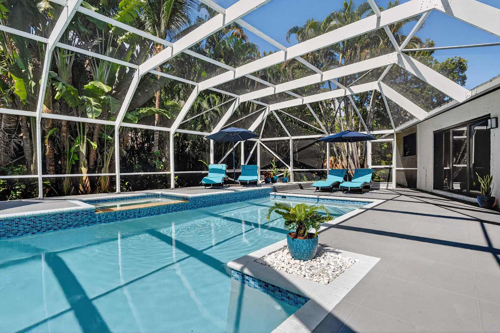 Seabreeze Court | Delray Beach | Home with Private pool and Built in Hot Tub