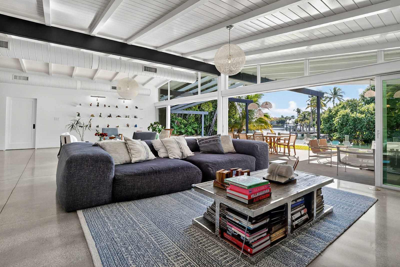 Isla Solana | Key Biscayne | Grand Waterfront Villa with Private Pool