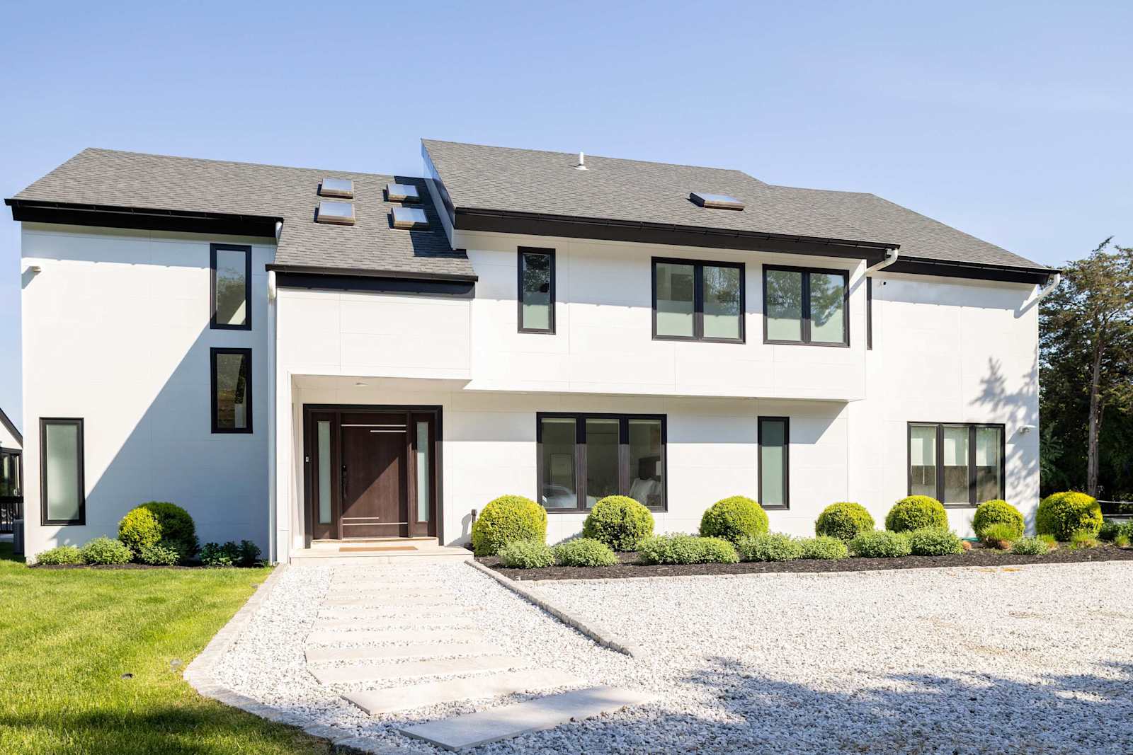 Tanners Villa | Westhampton | Serene Pool & Sauna Escape