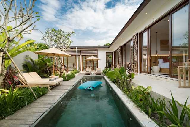 Villa F