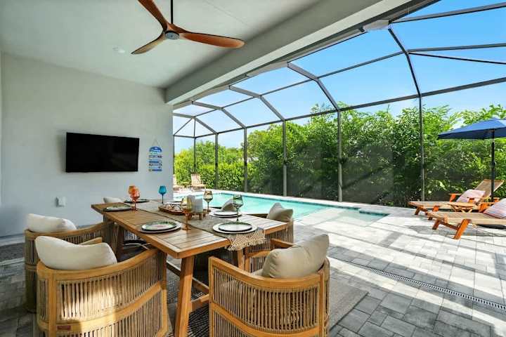 The Naples House | Naples | Modern Pool Retreat
