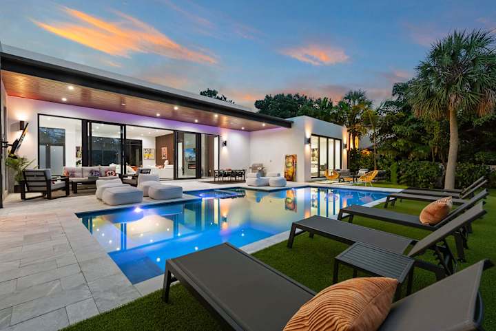 Villa Pesara | Fort Lauderdale | Riverfront Luxury