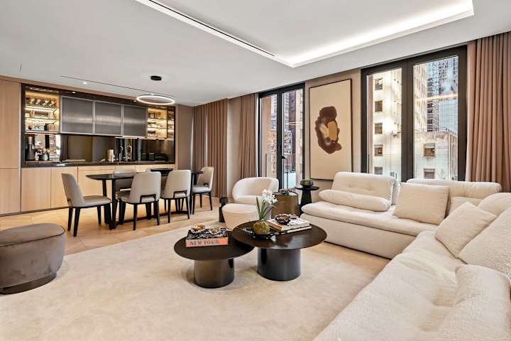 Mandarin Oriental XII | Midtown East | Modern Apartment