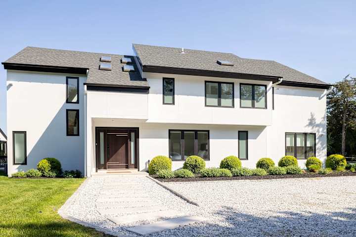 Tanners Villa | Westhampton | Serene Pool & Sauna Escape