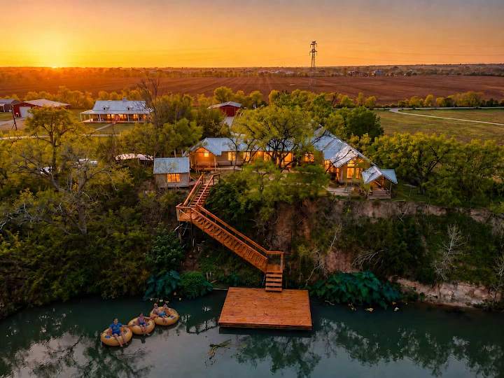 Hilco | Martindale | Riverfront Estate & Casitas