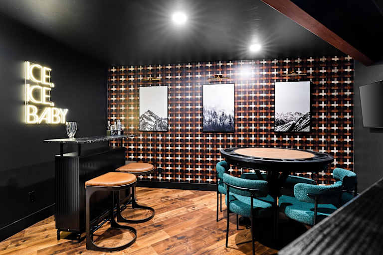 Interior view at The Evergreen — photo 9 of 90
