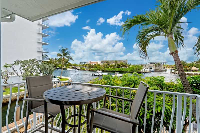 2 bedroom home in Pompano Beach